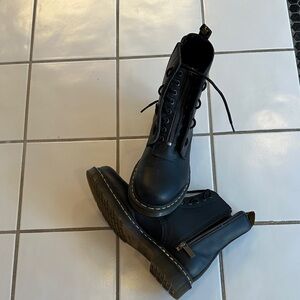 Doc Martins   Air Wair Black Combat Boots, worn once  pristine condition size 10